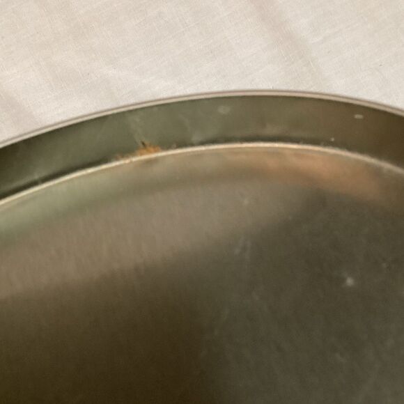 Easter Bunny & Chicks The Tin Box Company of America 1985 Metal Easter Decor - Picture 12 of 13